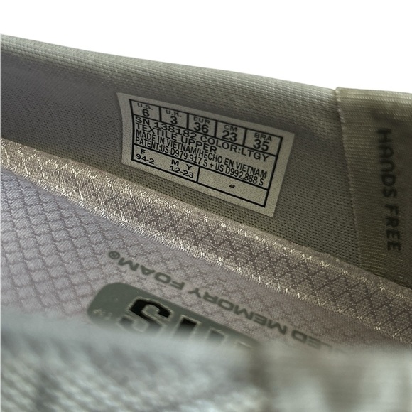 Skechers Women's Slip-ins Shoes Size 6 - Picture 3 of 4